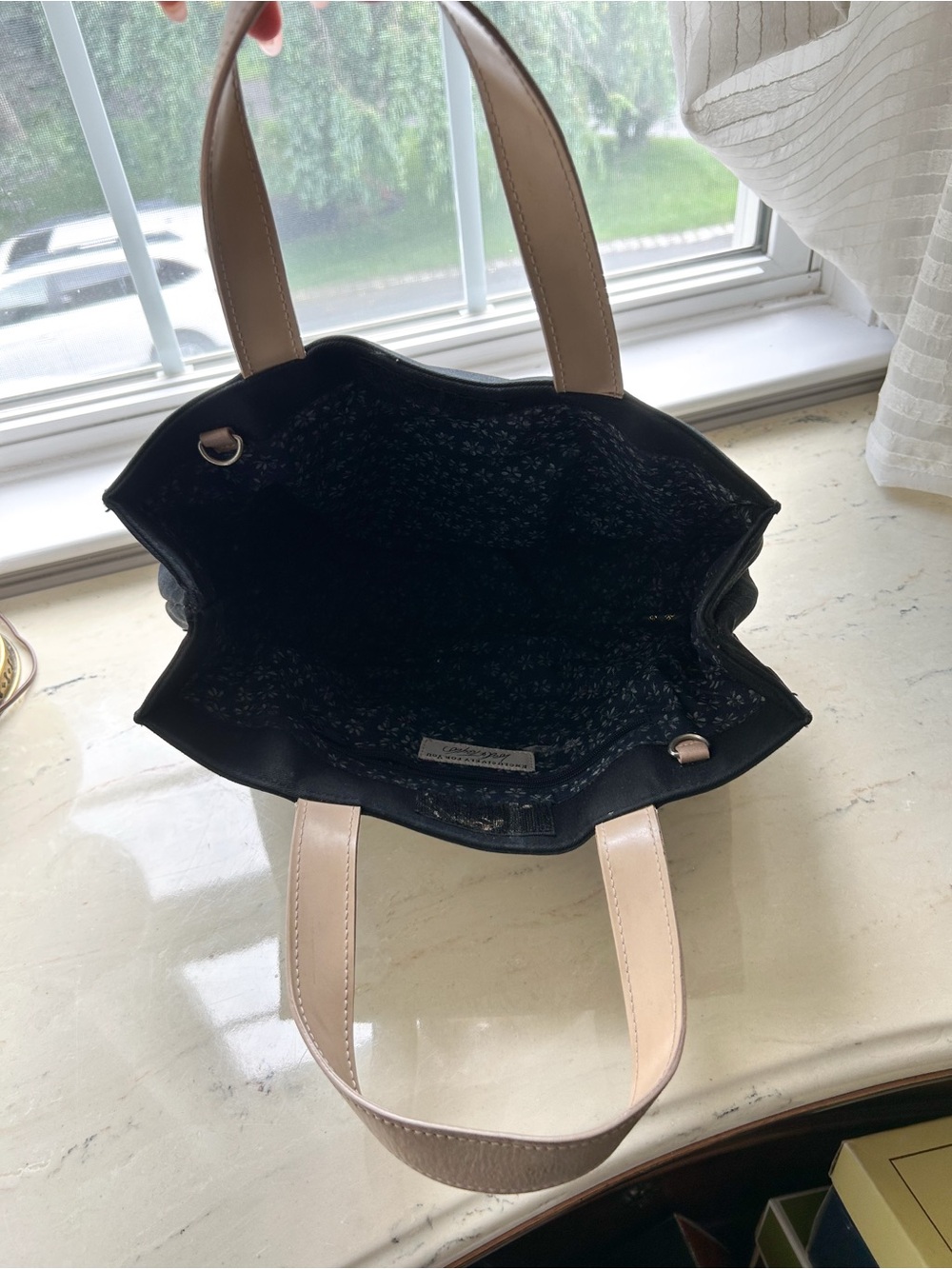 Structured Navy Tote - Picture 3 of 3